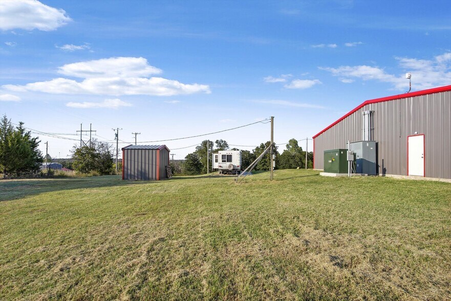 More Photos Of 12670 S Highway 48, Bristow Warehouse For Sale