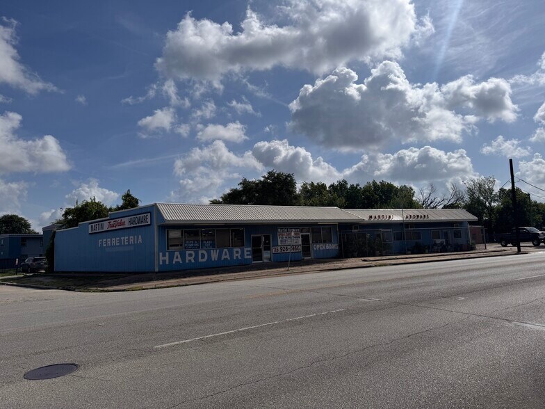 More Photos Of , Houston Unknown For Sale