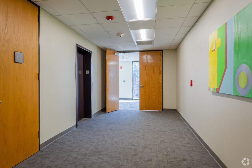 More Photos Of 3109 Poplarwood Ct, Raleigh Office For Lease