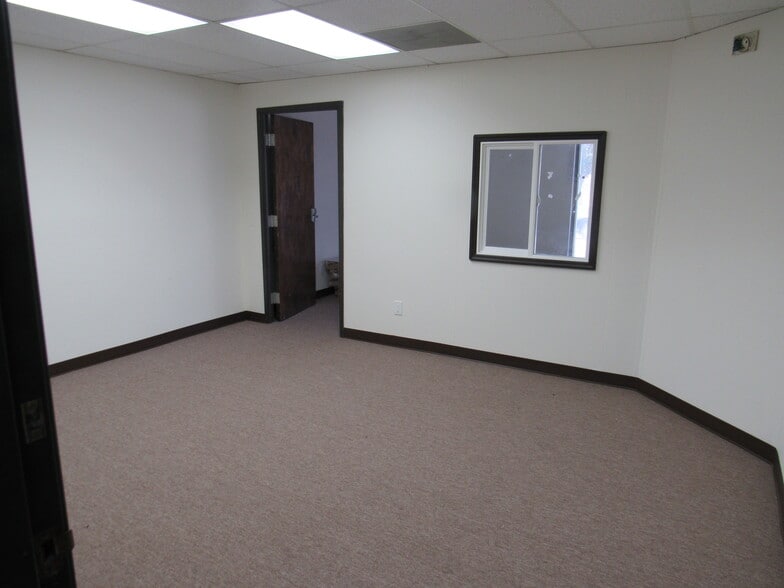 More Photos Of 435 W Orange Show Ln, San Bernardino Medical For Sale