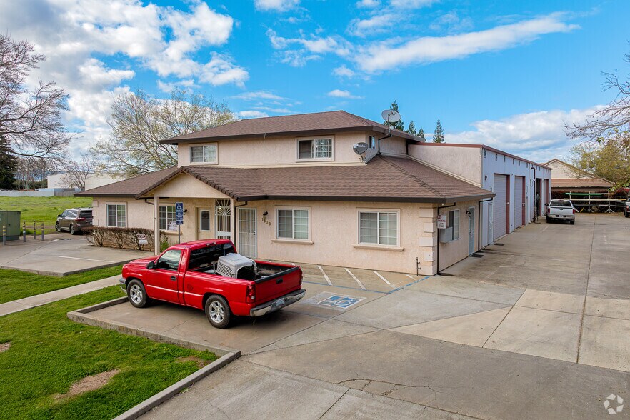 More Photos Of 1633 Starr Dr, Yuba City Service For Lease