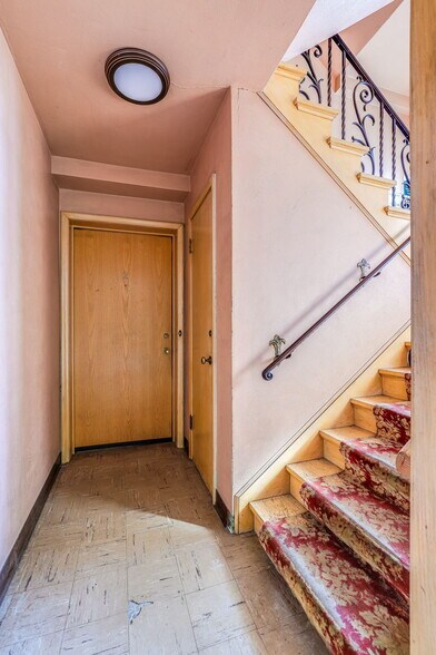 More Photos Of 1991 Grand Ave, Saint Paul Apartments For Sale