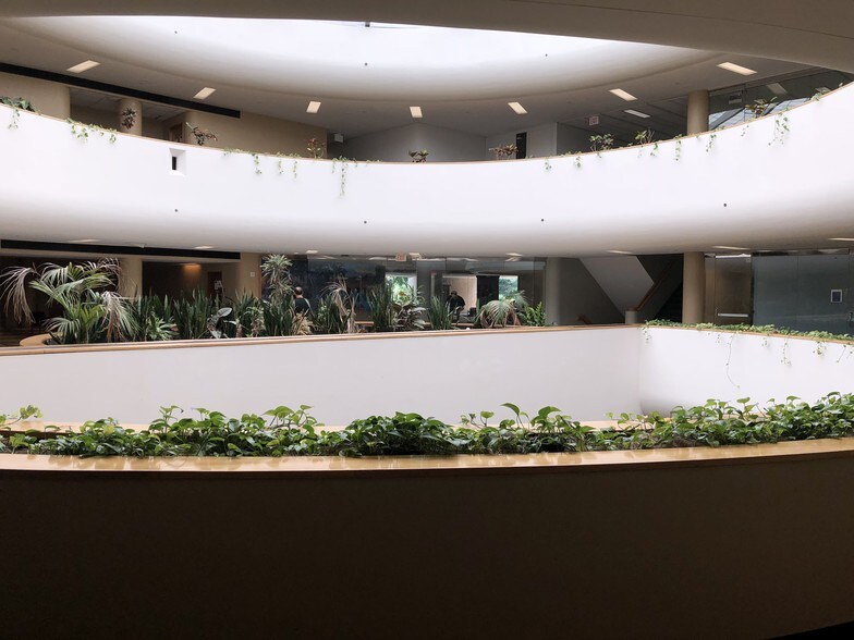 More Photos Of 101 Yorkshire Blvd, Lexington Office For Lease