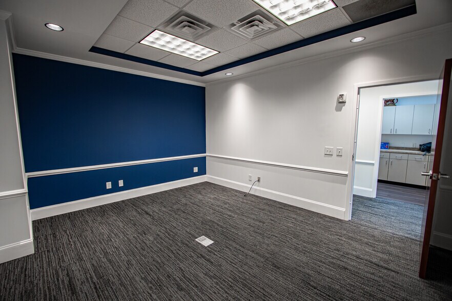 More Photos Of 501 Forest Ln, Clemson Medical For Lease