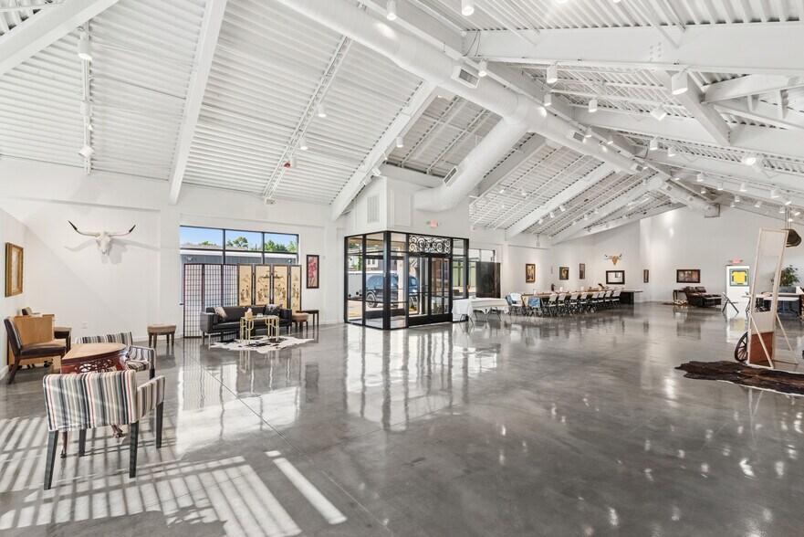 More Photos Of 26211 I-45, Spring Office For Sale