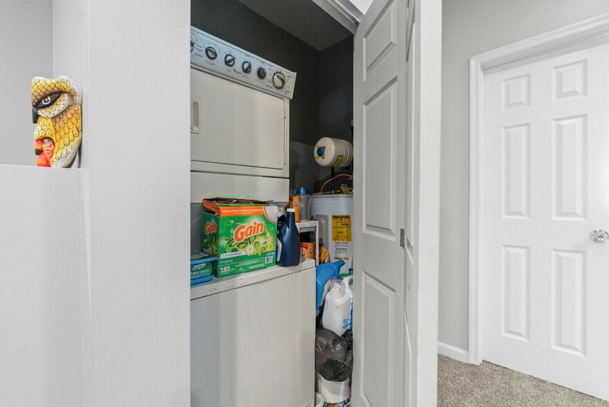 More Photos Of 1918 McCulloh St, Baltimore Apartments For Sale
