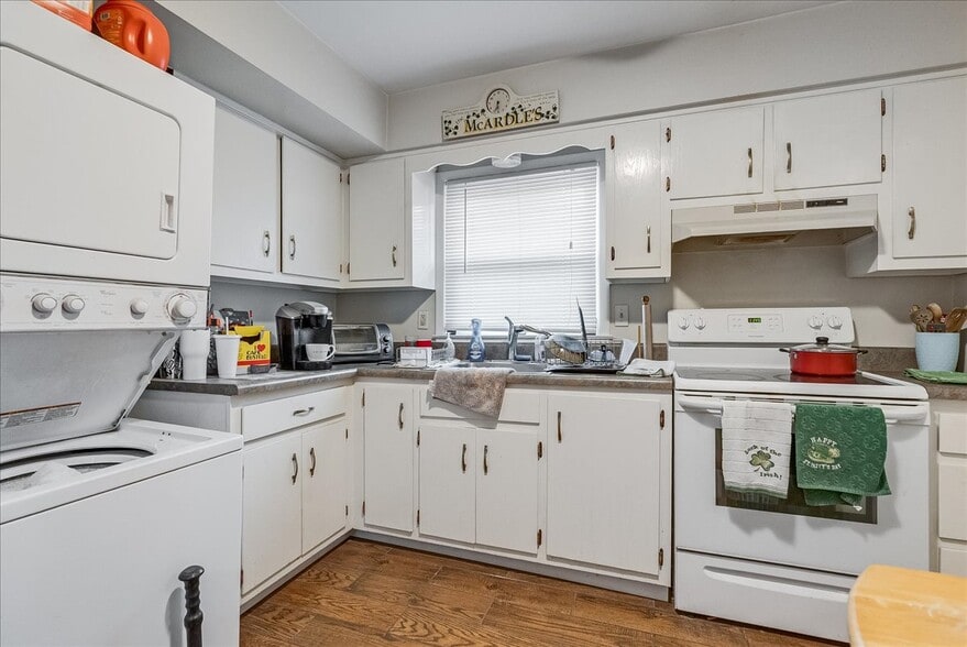 More Photos Of 1590 E 2nd St, Scotch Plains Office For Sale