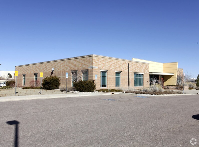 More Photos Of 7241 S Fulton St, Englewood Light Distribution For Sale