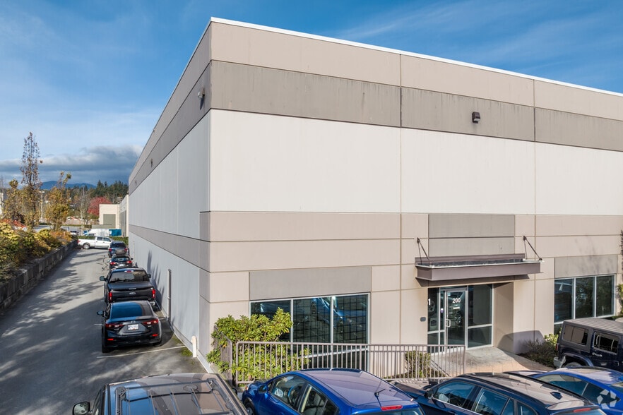 More Photos Of 1851 Brigantine Dr, Coquitlam Warehouse For Lease