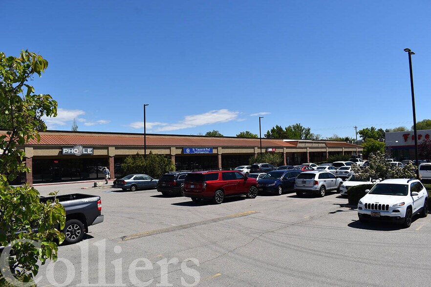 More Photos Of 2100-2174 S Broadway Ave, Boise Storefront For Lease