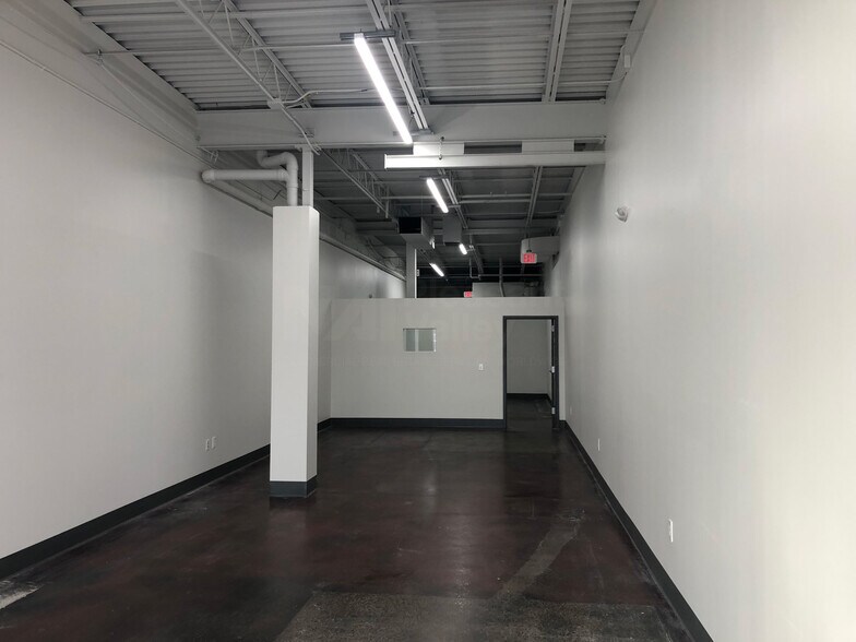 More Photos Of 7741-7749 Mentor Ave, Mentor Freestanding For Lease