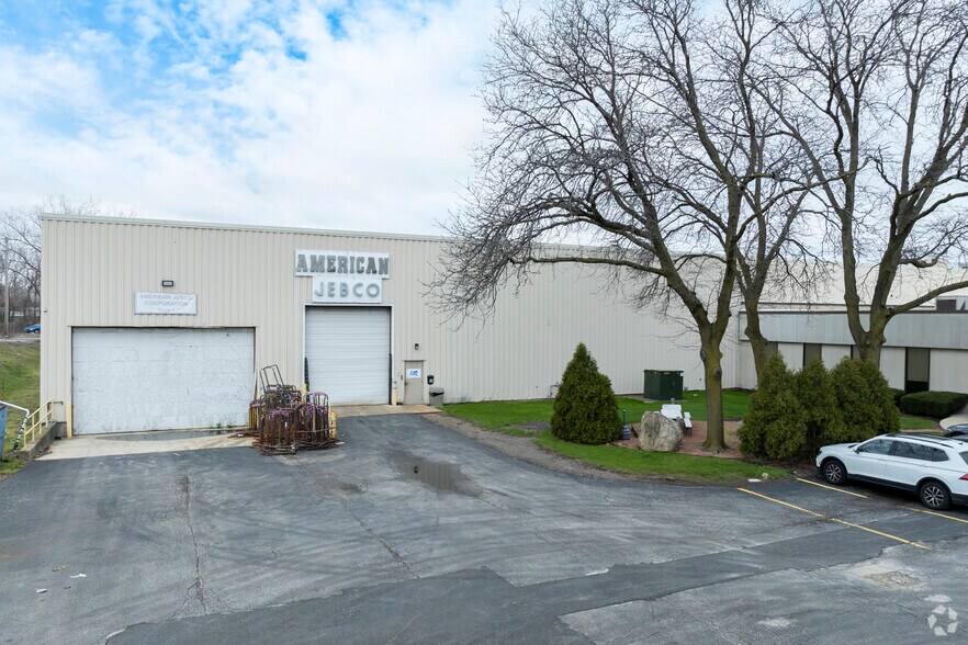 More Photos Of 3250 S Central Ave, Cicero Warehouse For Lease