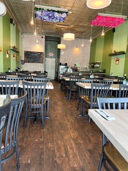 More Photos Of 312 Main St, Allenhurst Storefront For Lease