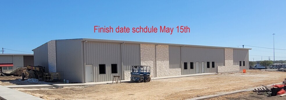 More Photos Of 161 Weldon Johnson Way, Kyle Industrial For Lease