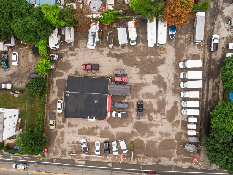 More Photos Of 329 Providence St, West Warwick Auto Dealership For Sale