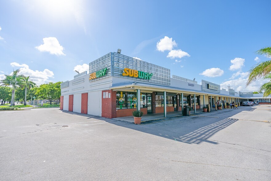 More Photos Of 4705-4773 NW 183rd St, Miami Gardens Unknown For Lease
