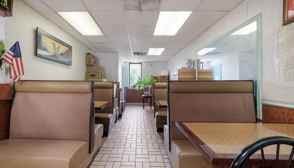 More Photos Of 835 Glenside Ave, Wyncote Unknown For Sale