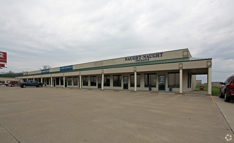 More Photos Of 622-640 W Jefferson Rd, Grain Valley Unknown For Lease