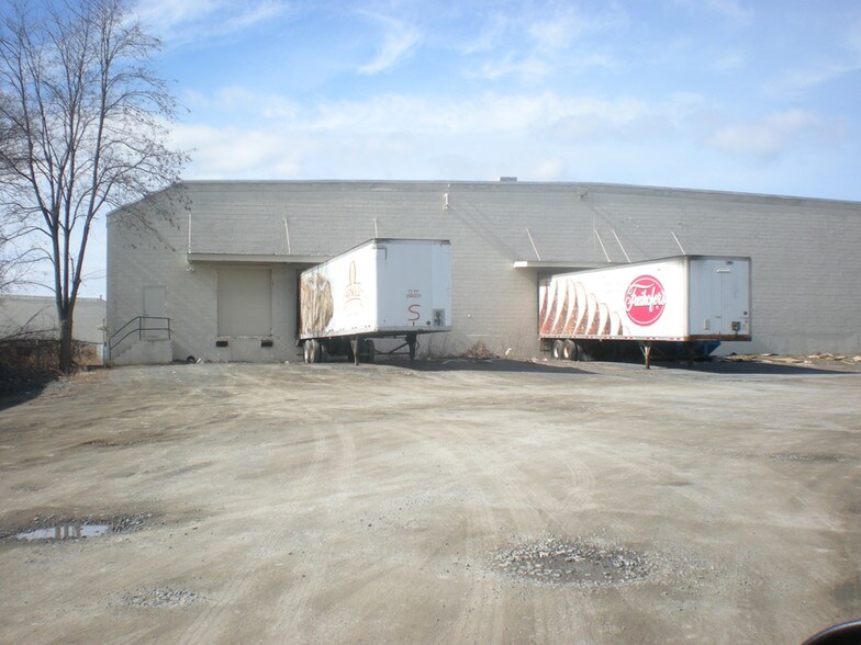 More Photos Of 45 Prospect Ave, Albany Warehouse For Lease