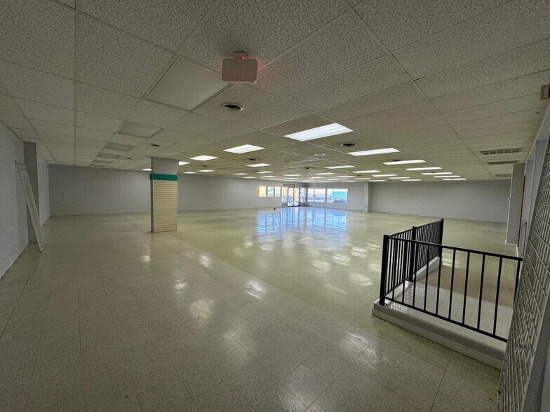 More Photos Of 64 E Saint Charles St, San Andreas Drugstore For Sale