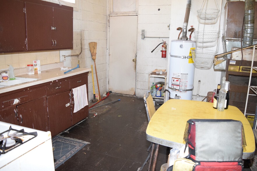 More Photos Of 128 E Sonora St, Stockton Freestanding For Sale