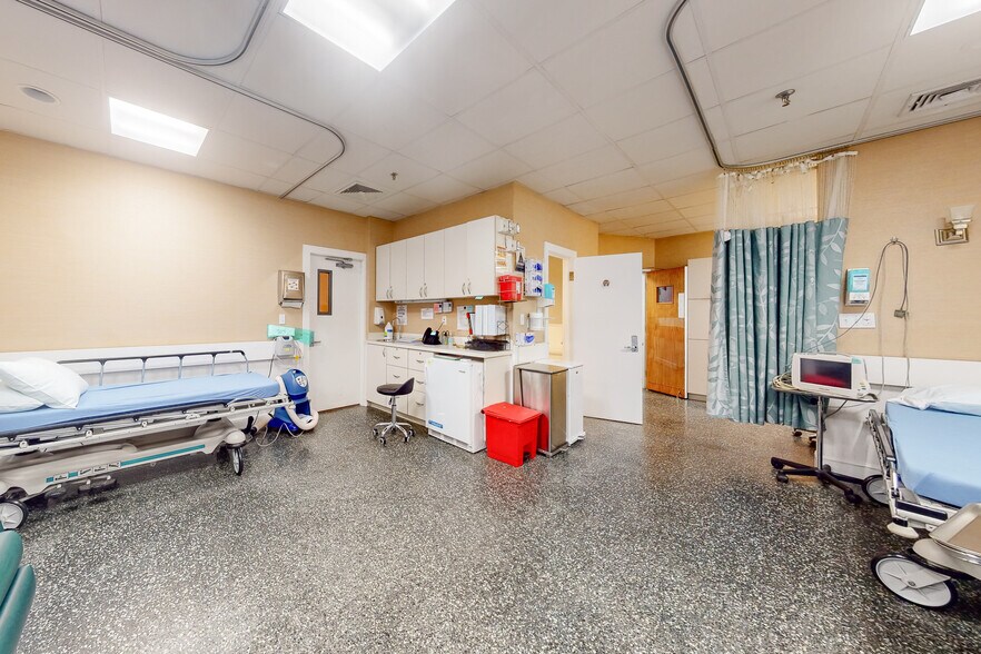 More Photos Of 160 Commonwealth Ave, Boston Apartments For Sale