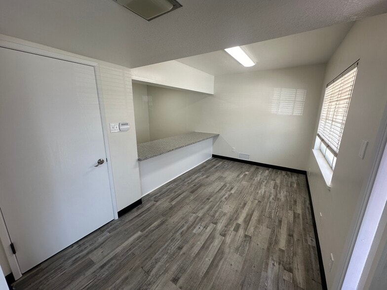 More Photos Of 2731 H St, Bakersfield Medical For Lease