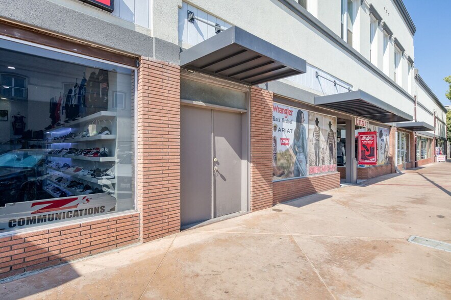 More Photos Of 101 N L St, Dinuba Storefront For Sale