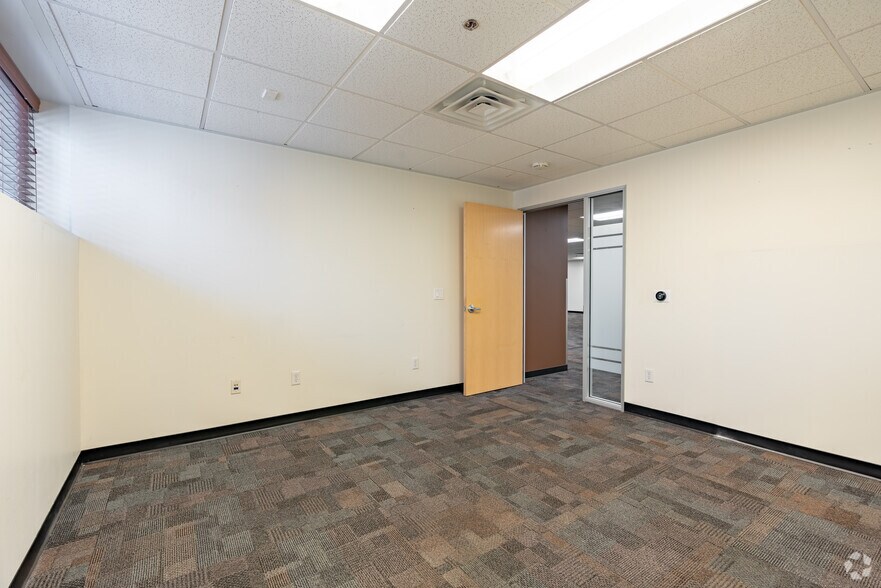 More Photos Of 421 S Glendora Ave, West Covina Medical For Lease