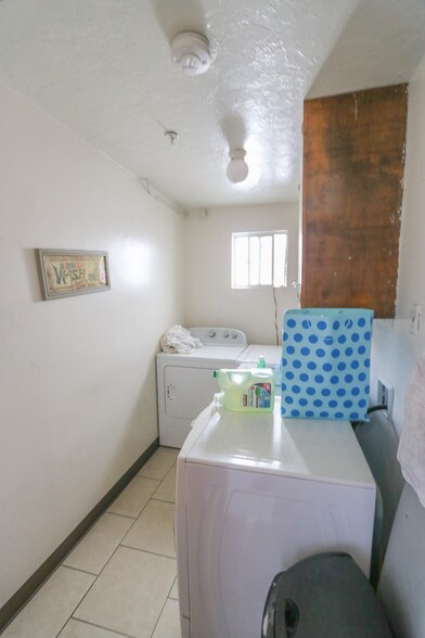 More Photos Of 707 E 7th St, Long Beach Apartments For Sale