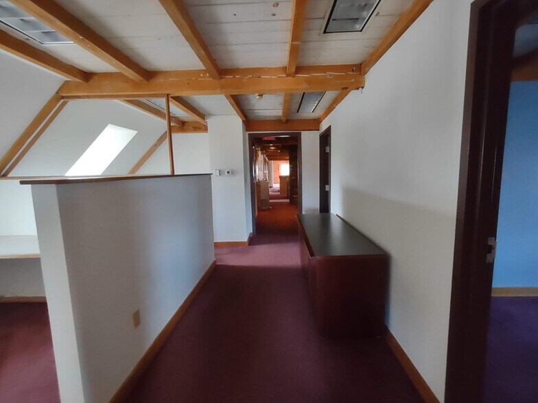 More Photos Of 1 Mill Plz, Laconia Office For Sale