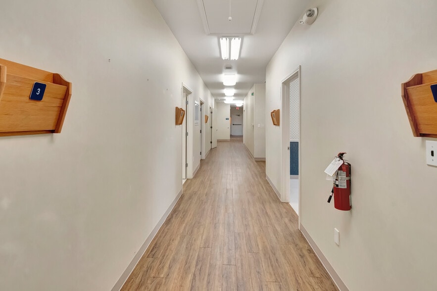 More Photos Of 8410 FM 236, Victoria Medical For Sale