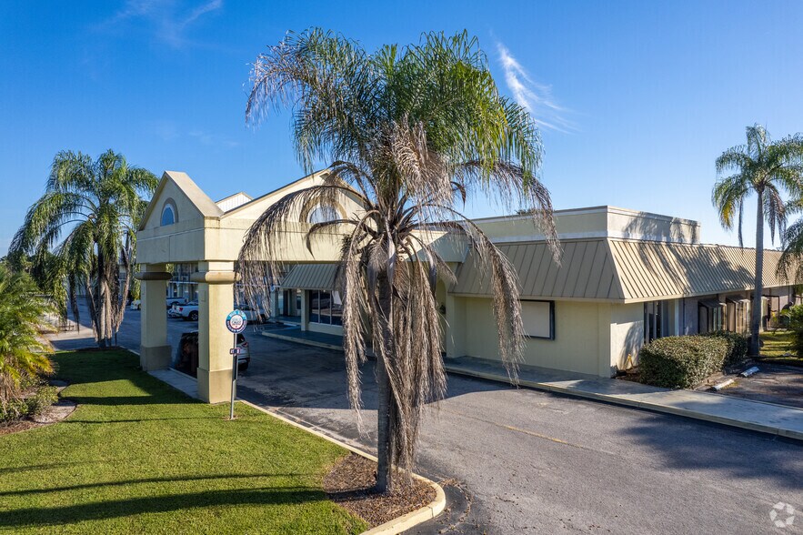 More Photos Of 900 Friday Rd, Cocoa Hotel For Sale