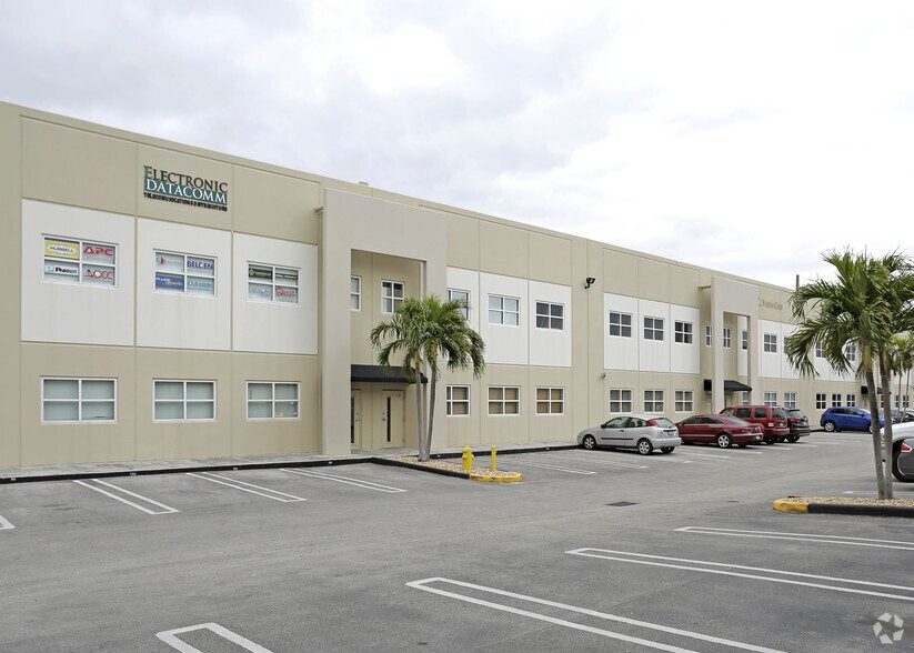 More Photos Of 10900 NW 21st St, Miami Warehouse For Sale