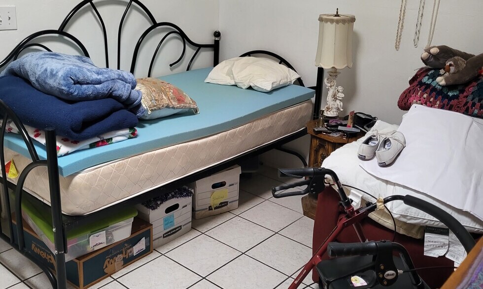 More Photos Of 710 N Mann Ave, Tucson Healthcare For Sale