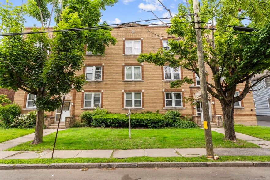 More Photos Of 36-38 School St, Hartford Apartments For Sale