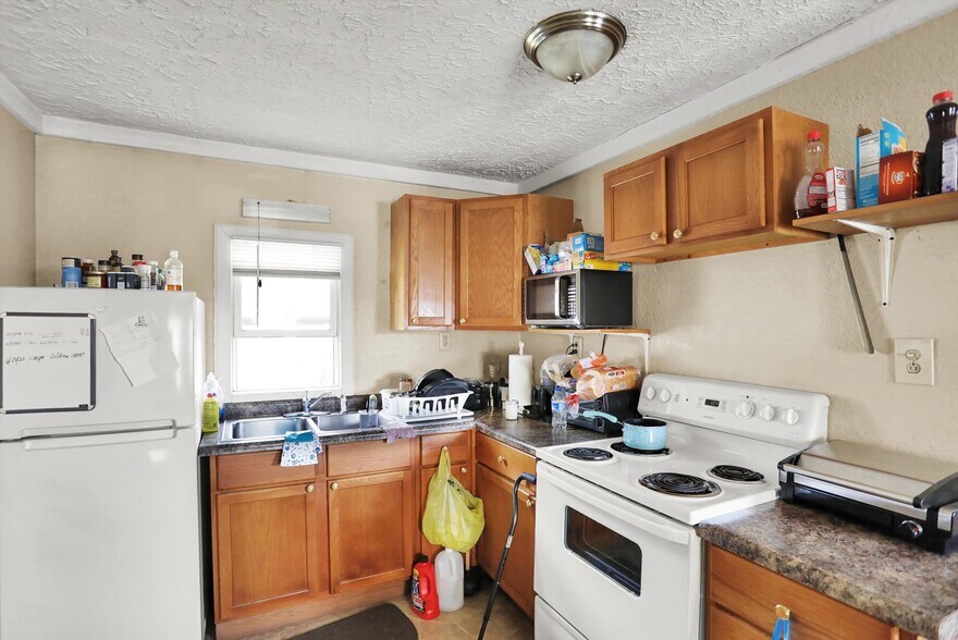 More Photos Of 2142 W Us Highway 40, Greenfield Apartments For Sale