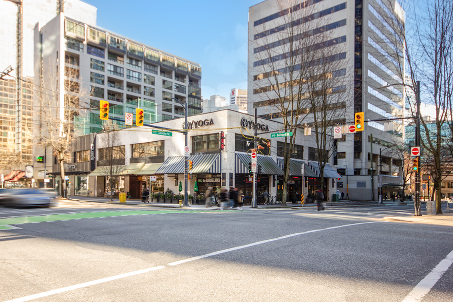 Primary Photo Of 888 Burrard St, Vancouver General Retail For Lease