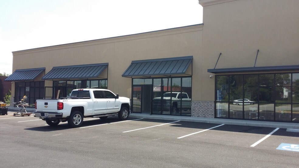 More Photos Of 1022 Walton Way, Augusta General Retail For Lease