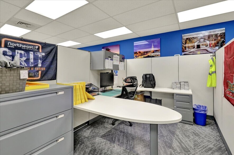 More Photos Of 2745 Leisczs Bridge Rd, Reading Industrial For Sale