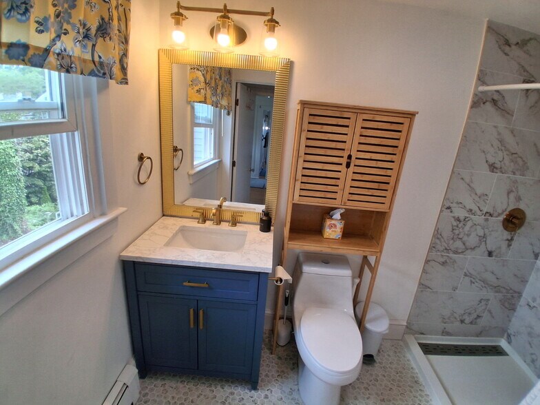 More Photos Of 117 Water St, Stonington Apartments For Sale