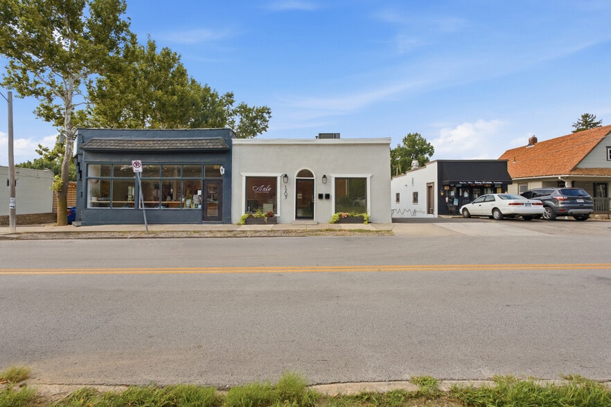 Primary Photo Of 1207 W 47th St, Kansas City Storefront Retail Residential For Lease