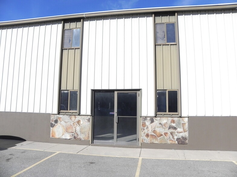 Primary Photo Of 2675 Industrial Park Dr, Ogden Warehouse For Lease