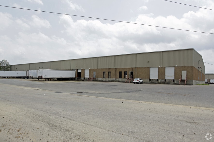 Primary Photo Of 10700 Ridgeway Industrial Dr, Olive Branch Warehouse For Lease