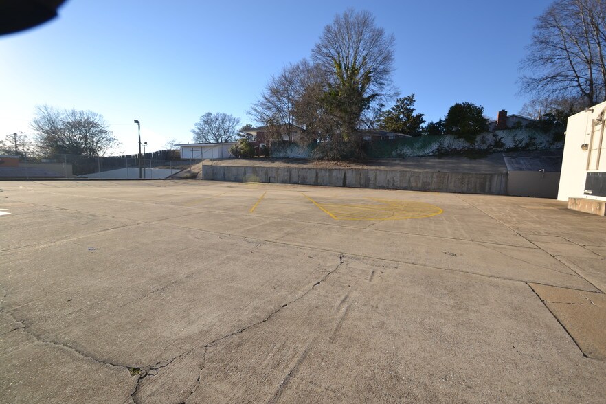 More Photos Of 3535 Macon Rd, Columbus Freestanding For Lease