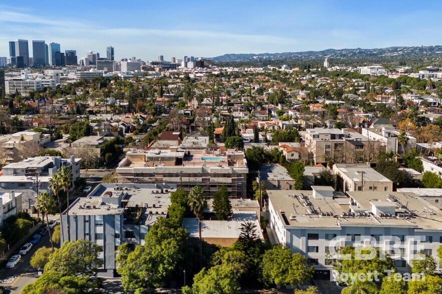 More Photos Of 215 N La Peer Dr, Beverly Hills Apartments For Sale