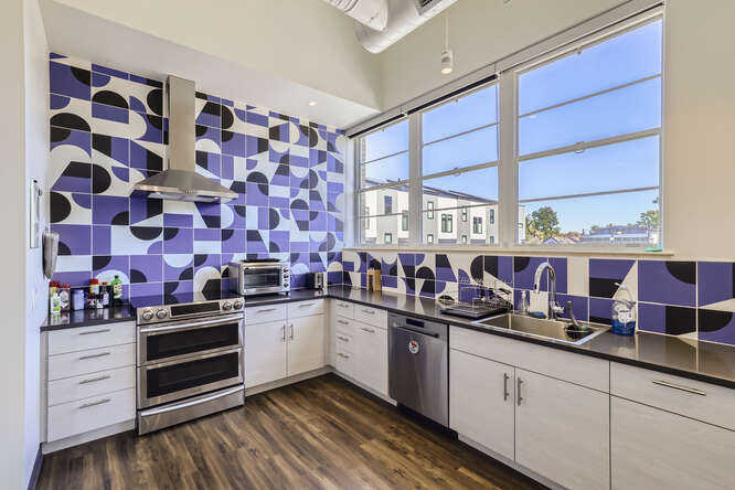 More Photos Of 2100 Downing St, Denver Office For Sale