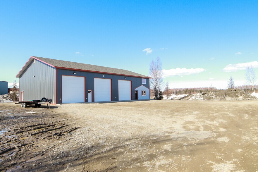 More Photos Of 2371 Dewitt Dr, North Pole Warehouse For Sale