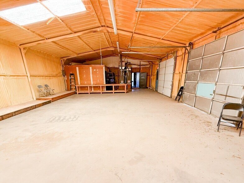 More Photos Of 515 42nd St, Odessa Freestanding For Lease
