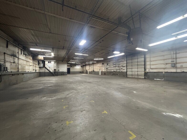 More Photos Of 9350 Shaver Rd, Portage Manufacturing For Lease